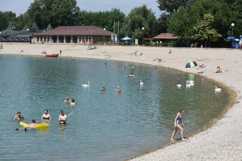 Jarun. Kupalište